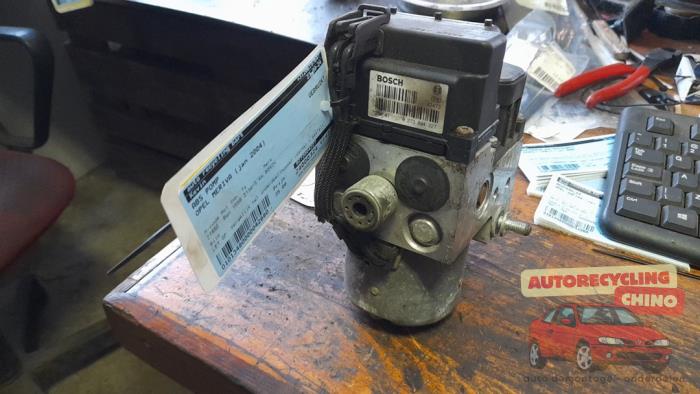 Gebrauchte ABS Pumpe Opel Meriva (A) 1.6 Preis € 35,00 Margenregelung angeboten von Autorecycling Chino B.V.