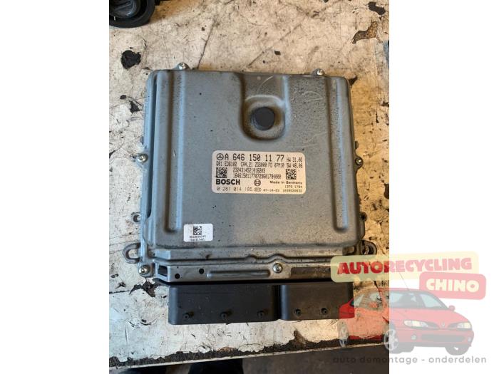 Used Engine management computer Mercedes Vito (639.6) 2.2 109 CDI 16V Price € 250,00 Margin scheme offered by Autorecycling Chino B.V.