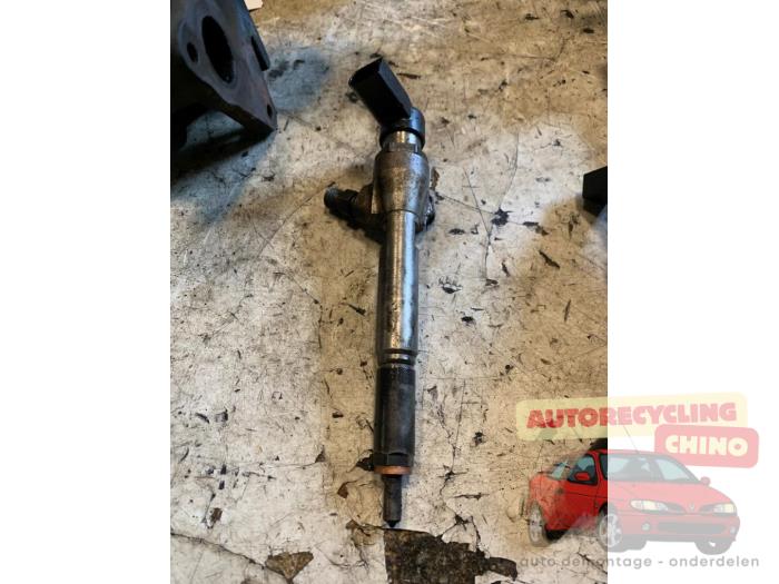 Usagé Injecteurs Renault Clio III (BR/CR) 1.5 dCi 105 Prix € 50,00 Règlement à la marge proposé par Autorecycling Chino B.V.