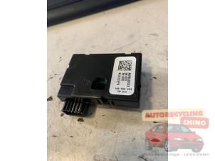 Used Steering angle sensor Volkswagen Caddy III (2KA,2KH,2CA,2CH) 1.9 TDI Price € 15,00 Margin scheme offered by Autorecycling Chino B.V.