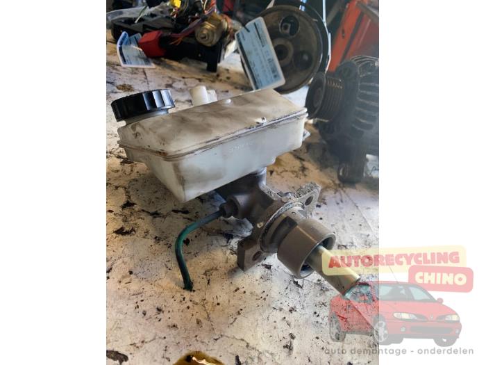 Begagnade Huvudcylinder Peugeot 206 (2A/C/H/J/S) 1.4 XR,XS,XT,Gentry Pris € 25,00 Marginaltabell erbjuds av Autorecycling Chino B.V.