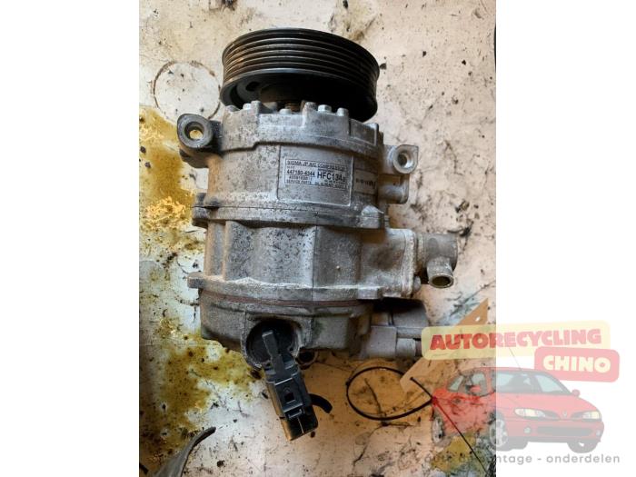 Usagé Pompe clim Volkswagen Touran (1T1/T2) 2.0 FSI 16V Prix € 100,00 Règlement à la marge proposé par Autorecycling Chino B.V.