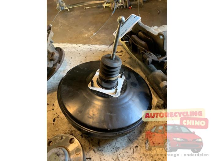 Usagé Servo frein Audi Q3 (8UB/8UG) 1.4 TFSI 16V Prix € 70,00 Règlement à la marge proposé par Autorecycling Chino B.V.
