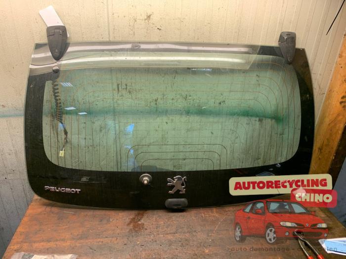Usados Ventanilla detrás Citroen C1 1.0 12V Precio € 100,00 Norma de margen ofrecido por Autorecycling Chino B.V.
