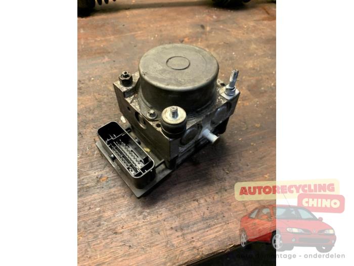 Usagé Bloc ABS Citroen Nemo (AA) 1.3 HDi 75 Prix € 75,00 Règlement à la marge proposé par Autorecycling Chino B.V.