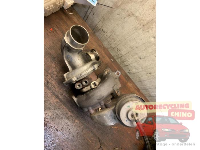 Używane Turbo Toyota Auris (E15) 2.0 D-4D-F 16V Cena € 250,00 Procedura marży oferowane przez Autorecycling Chino B.V.