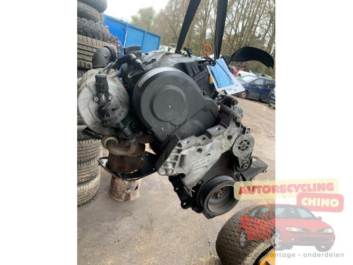 Używane Silnik Volkswagen Caddy III (2KA,2KH,2CA,2CH) 2.0 SDI Cena € 500,00 Procedura marży oferowane przez Autorecycling Chino B.V.
