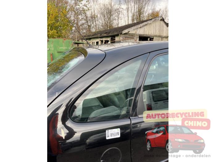 Usados Ventanilla triangular derecha detrás Citroen Xsara Picasso (CH) 1.6 HDi 16V 110 Precio € 50,00 Norma de margen ofrecido por Autorecycling Chino B.V.