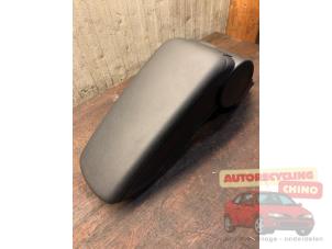 Begagnade Armstöd Audi A1 (8X1/8XK) 1.4 TFSI 16V 125 Pris € 150,00 Marginaltabell erbjuds av Autorecycling Chino B.V.