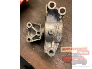 Begagnade Motorfäste Fiat Fiorino (225) 1.3 JTD 16V Multijet Pris € 25,00 Marginaltabell erbjuds av Autorecycling Chino B.V.