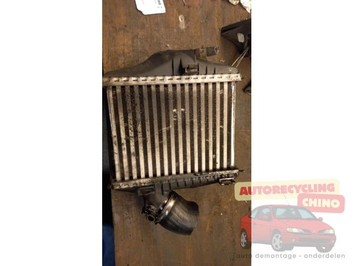 Usados Intercooler Smart Fortwo Coupé (451.3) 0.8 CDI Precio € 75,00 Norma de margen ofrecido por Autorecycling Chino B.V.