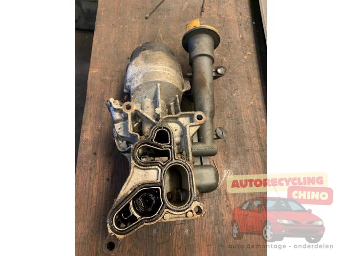Gebrauchte Ölfiltergehäuse Fiat Doblo Cargo (223) 1.3 D 16V Multijet DPF Preis € 35,00 Margenregelung angeboten von Autorecycling Chino B.V.
