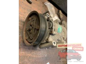 Klimapumpe van een Renault Clio II (BB/CB) 1.6 16V 2001