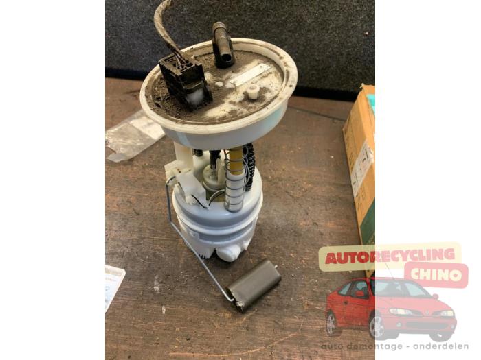Begagnade Bensinpump Mini Mini (R56) 1.6 16V Cooper Pris € 50,00 Marginaltabell erbjuds av Autorecycling Chino B.V.