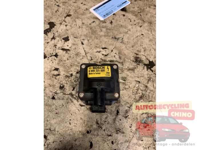 Usados Bobina Volkswagen Golf III (1H1) 1.6 i Precio € 25,00 Norma de margen ofrecido por Autorecycling Chino B.V.