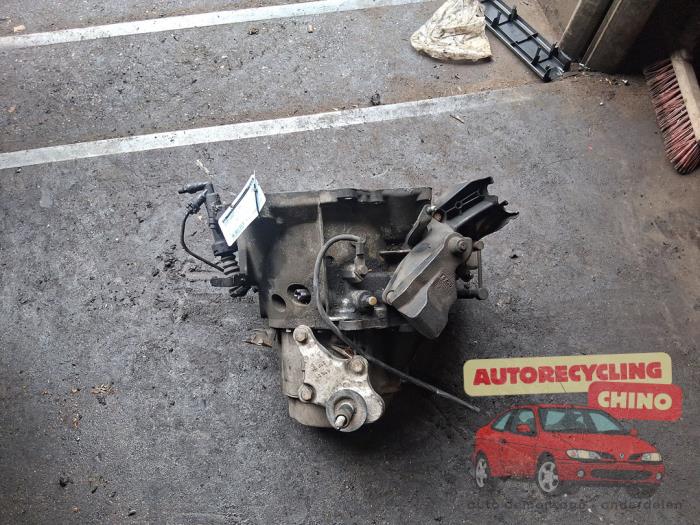Gebrauchte Getriebe Peugeot Expert (G9) 1.6 HDi 90 Preis € 500,00 Margenregelung angeboten von Autorecycling Chino B.V.