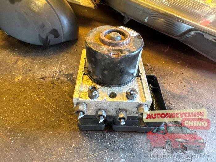 Begagnade ABS-pump Citroen C3 (FC/FL/FT) 1.4 Pris € 50,00 Marginaltabell erbjuds av Autorecycling Chino B.V.
