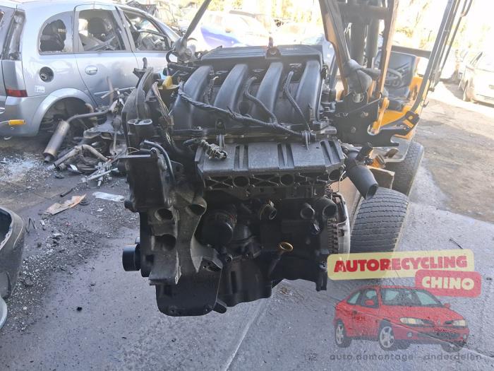 Used Engine Dacia Logan MCV I (KS) 1.6 16V Price € 600,00 Margin scheme offered by Autorecycling Chino B.V.
