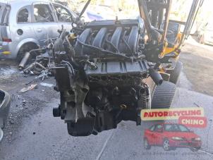 Usados Motor Dacia Logan MCV (KS) 1.6 16V Precio € 600,00 Norma de margen ofrecido por Autorecycling Chino B.V.