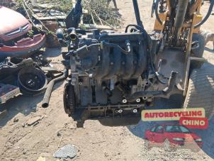 Motor van een Peugeot 206+ (2L/M) 1.1 XR,XS 2011