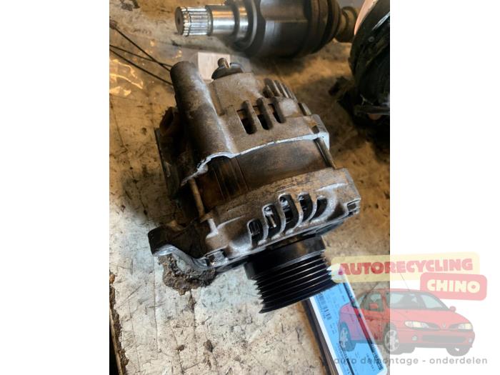 Begagnade Dynamo Mitsubishi ASX 1.8 DI-D HP MIVEC 16V Pris € 50,00 Marginaltabell erbjuds av Autorecycling Chino B.V.