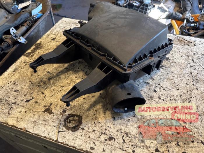 Gebrauchte Luftfiltergehäuse Mercedes Sprinter 3,5t (906.63) 309 CDI 16V Preis € 30,00 Margenregelung angeboten von Autorecycling Chino B.V.