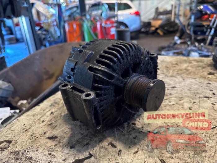 Begagnade Dynamo Mercedes Sprinter 3,5t (906.63) 309 CDI 16V Pris € 100,00 Marginaltabell erbjuds av Autorecycling Chino B.V.