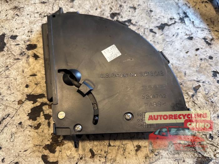 Gebrauchte Getränkehalter Saab 9-5 (YS3E) 2.3t 16V Preis € 30,00 Margenregelung angeboten von Autorecycling Chino B.V.