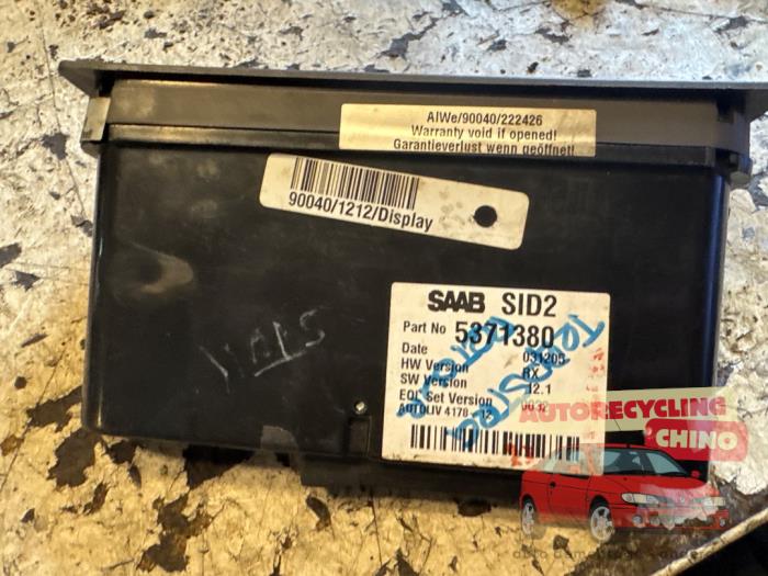 Begagnade Innerdisplay Saab 9-5 (YS3E) 2.3t 16V Pris € 100,00 Marginaltabell erbjuds av Autorecycling Chino B.V.