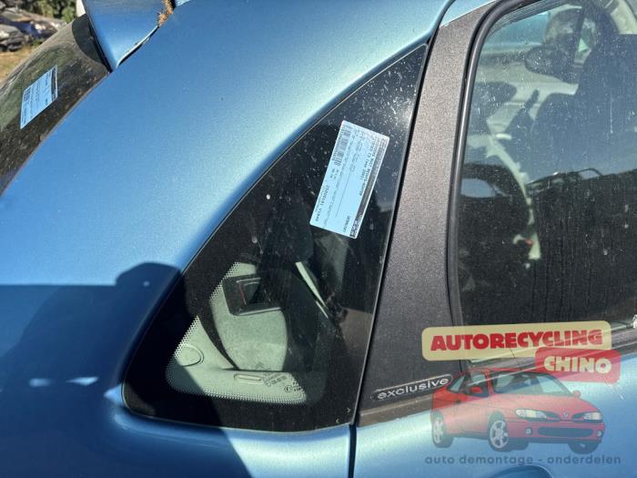 Usados Ventanilla triangular derecha detrás Citroen C3 (FC/FL/FT) 1.4 Precio € 50,00 Norma de margen ofrecido por Autorecycling Chino B.V.