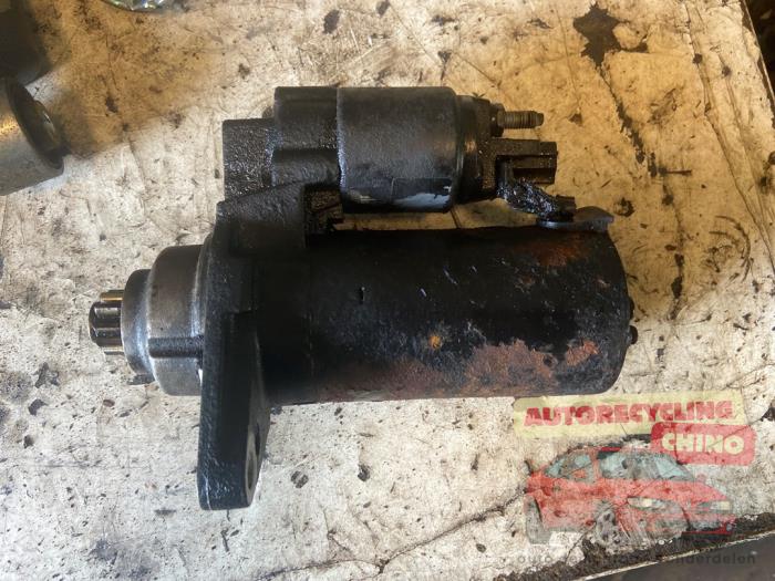 Gebrauchte Anlasser Volkswagen Transporter T5 1.9 TDi Preis € 30,00 Margenregelung angeboten von Autorecycling Chino B.V.