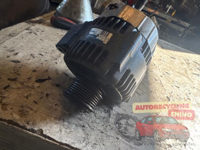 Begagnade Dynamo Jaguar X-type 3.0 V6 24V Pris € 75,00 Marginaltabell erbjuds av Autorecycling Chino B.V.