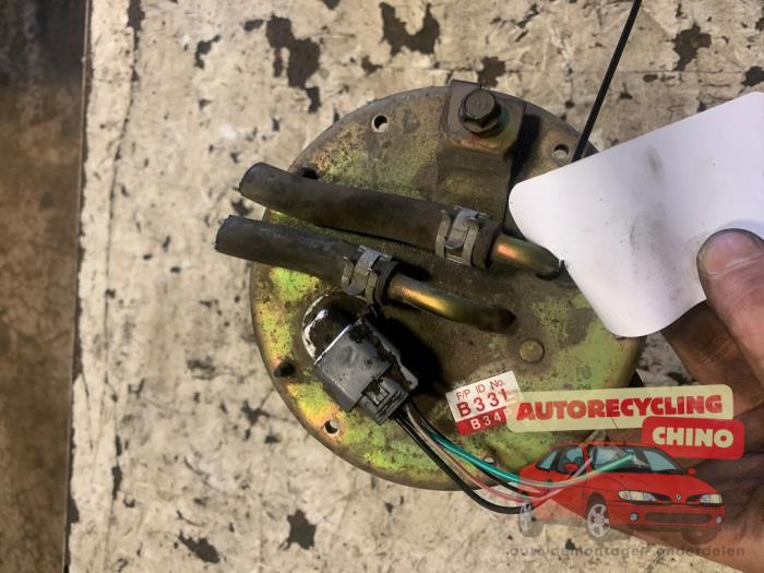 Gebrauchte Benzinpumpe Mazda Demio (DW) 1.5 16V Preis € 50,00 Margenregelung angeboten von Autorecycling Chino B.V.