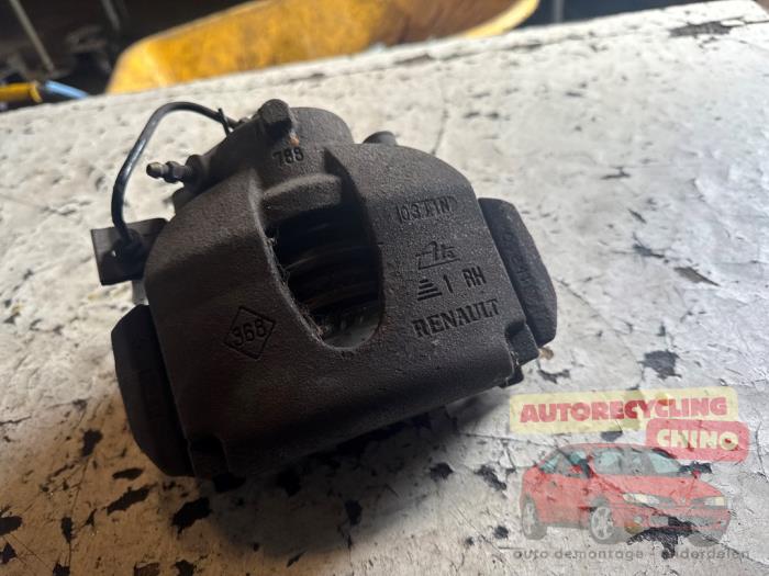Gebrauchte Bremszange rechts vorne Renault Vel Satis (BJ) 3.5 V6 24V Autom. Preis € 65,00 Margenregelung angeboten von Autorecycling Chino B.V.