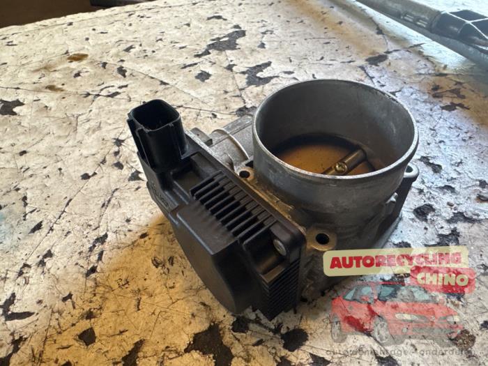 Gebrauchte Drosselklappengehäuse Renault Vel Satis (BJ) 3.5 V6 24V Autom. Preis € 50,00 Margenregelung angeboten von Autorecycling Chino B.V.