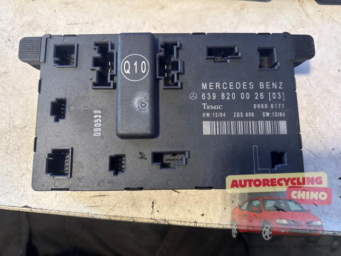 Używane Modul Comfort Mercedes Vito (639.6) 2.2 109 CDI 16V Cena € 40,00 Procedura marży oferowane przez Autorecycling Chino B.V.