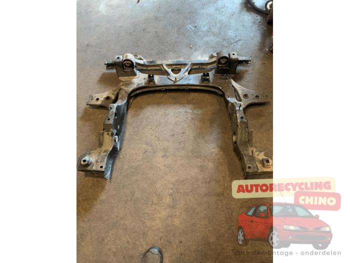 Usados Subchasis Mercedes A (W169) 1.7 A-170 5-Drs. Precio € 100,00 Norma de margen ofrecido por Autorecycling Chino B.V.