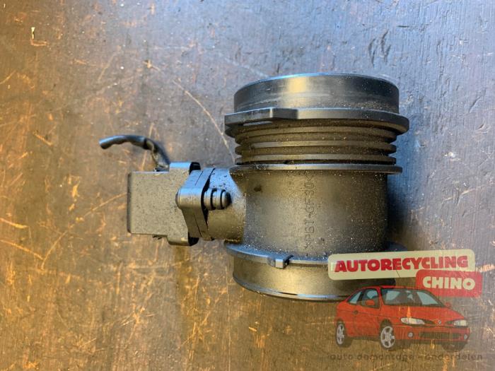 Gebrauchte Luftmassenmesser Mercedes E (W210) 3.2 E-320 V6 18V Preis € 50,00 Margenregelung angeboten von Autorecycling Chino B.V.