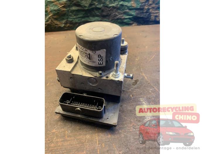 Begagnade ABS-pump Fiat Punto Evo (199) 1.3 JTD Multijet 85 16V Euro 5 Pris € 70,00 Marginaltabell erbjuds av Autorecycling Chino B.V.