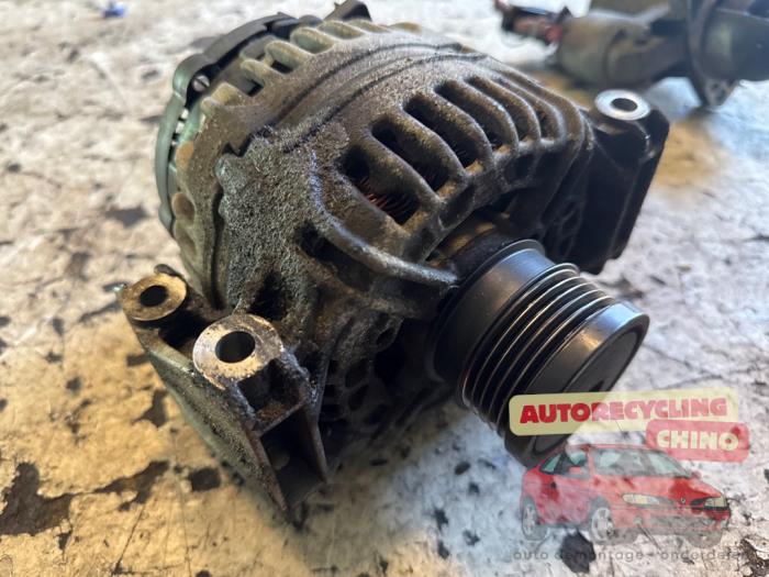 Begagnade Dynamo Alfa Romeo 159 Sportwagon (939BX) 2.2 JTS 16V Pris € 100,00 Marginaltabell erbjuds av Autorecycling Chino B.V.
