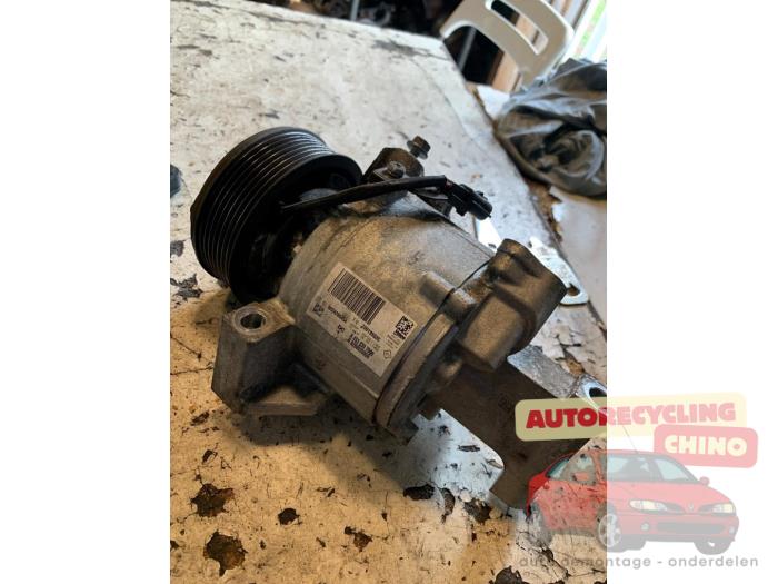 Gebrauchte Klimapumpe Renault Twingo III (AH) 1.0 SCe 70 12V Preis € 75,00 Margenregelung angeboten von Autorecycling Chino B.V.