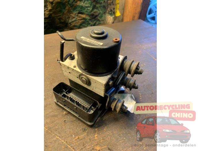 Begagnade ABS-pump Seat Altea (5P1) 2.0 FSI 16V Pris € 75,00 Marginaltabell erbjuds av Autorecycling Chino B.V.