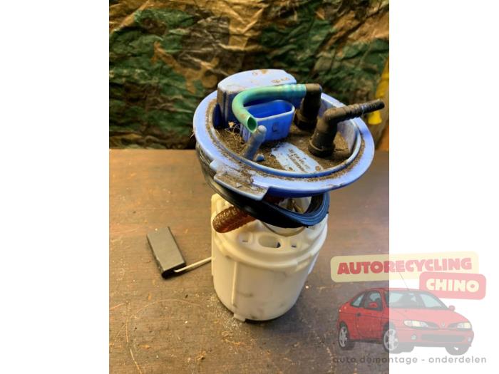 Begagnade Bensinpump Seat Altea (5P1) 2.0 FSI 16V Pris € 35,00 Marginaltabell erbjuds av Autorecycling Chino B.V.