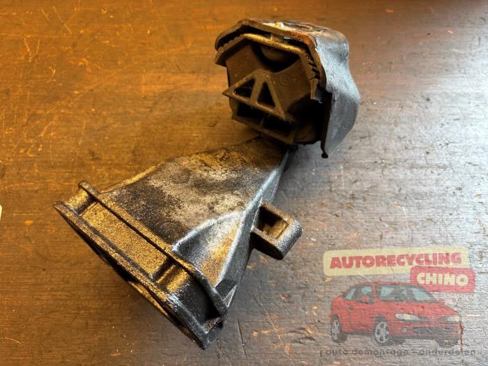 Gebrauchte Motorlager Mercedes Sprinter 3,5t (906.63) 311 CDI 16V Preis € 25,00 Margenregelung angeboten von Autorecycling Chino B.V.