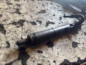 Usagé Injecteurs Dacia Duster Prix € 50,00 Règlement à la marge proposé par Autorecycling Chino B.V.