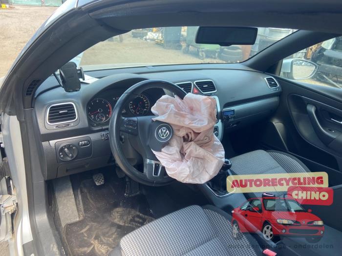 Używane Panel Volkswagen Eos (1F7/F8) 1.4 TSI 16V BlueMotion Cena € 175,00 Procedura marży oferowane przez Autorecycling Chino B.V.