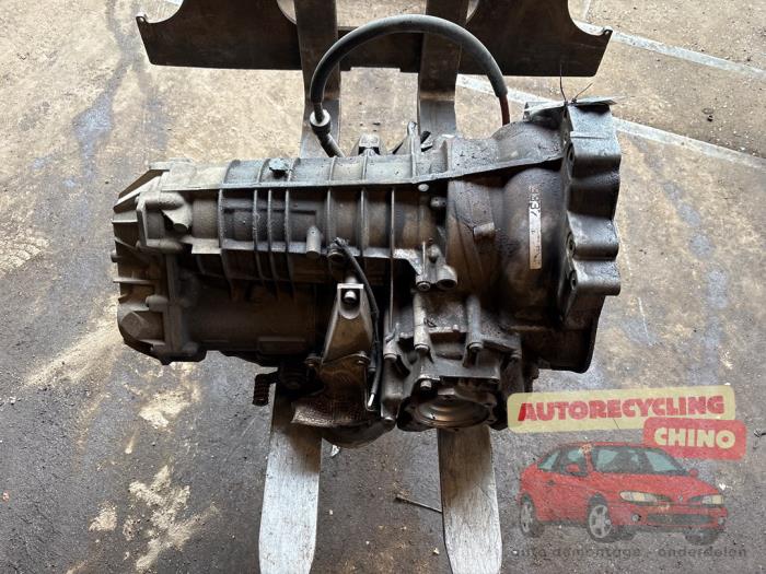 Gebrauchte Getriebe Volkswagen Passat Variant (3B6) 1.8 Turbo 20V Preis € 300,00 Margenregelung angeboten von Autorecycling Chino B.V.