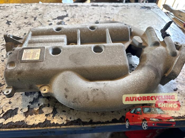 Usagé Débitmètre Chevrolet Captiva (C100) 3.2 V6 24V 4x4 Prix € 100,00 Règlement à la marge proposé par Autorecycling Chino B.V.