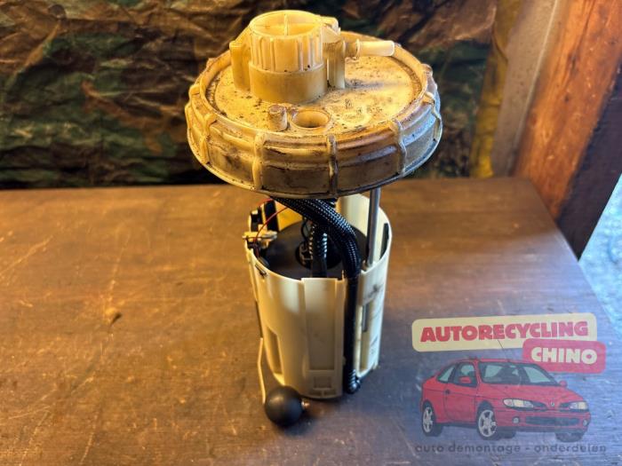 Begagnade Bensinpump Alfa Romeo 156 (932) 1.8 Twin Spark 16V Pris € 49,50 Marginaltabell erbjuds av Autorecycling Chino B.V.