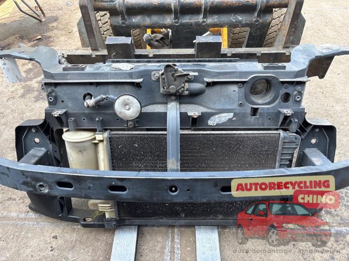 Używane Panel przedni Fiat Panda (169) 1.1 Fire Cena € 100,00 Procedura marży oferowane przez Autorecycling Chino B.V.